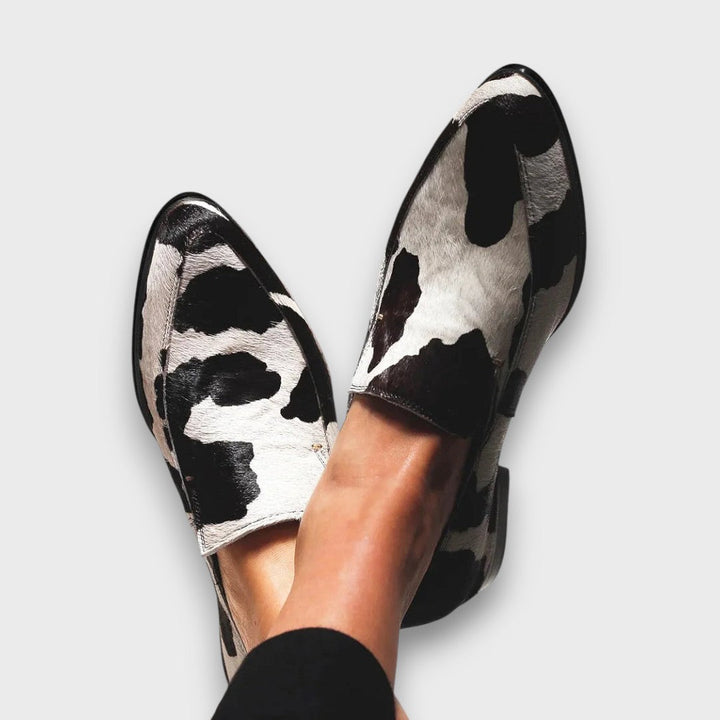 Raisa – Loafer in Cow Print with Statement Factor