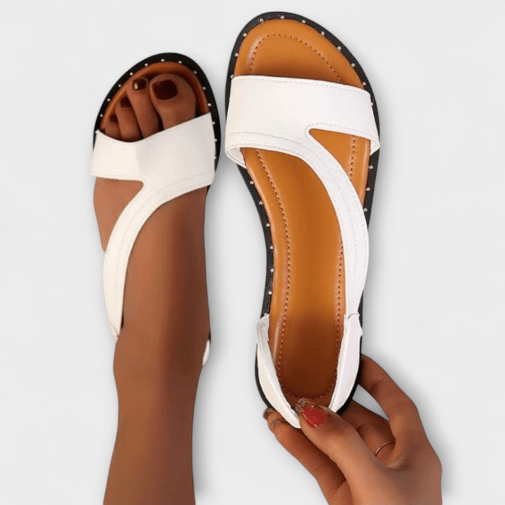 Dolara – Modern sandals with flexible sole
