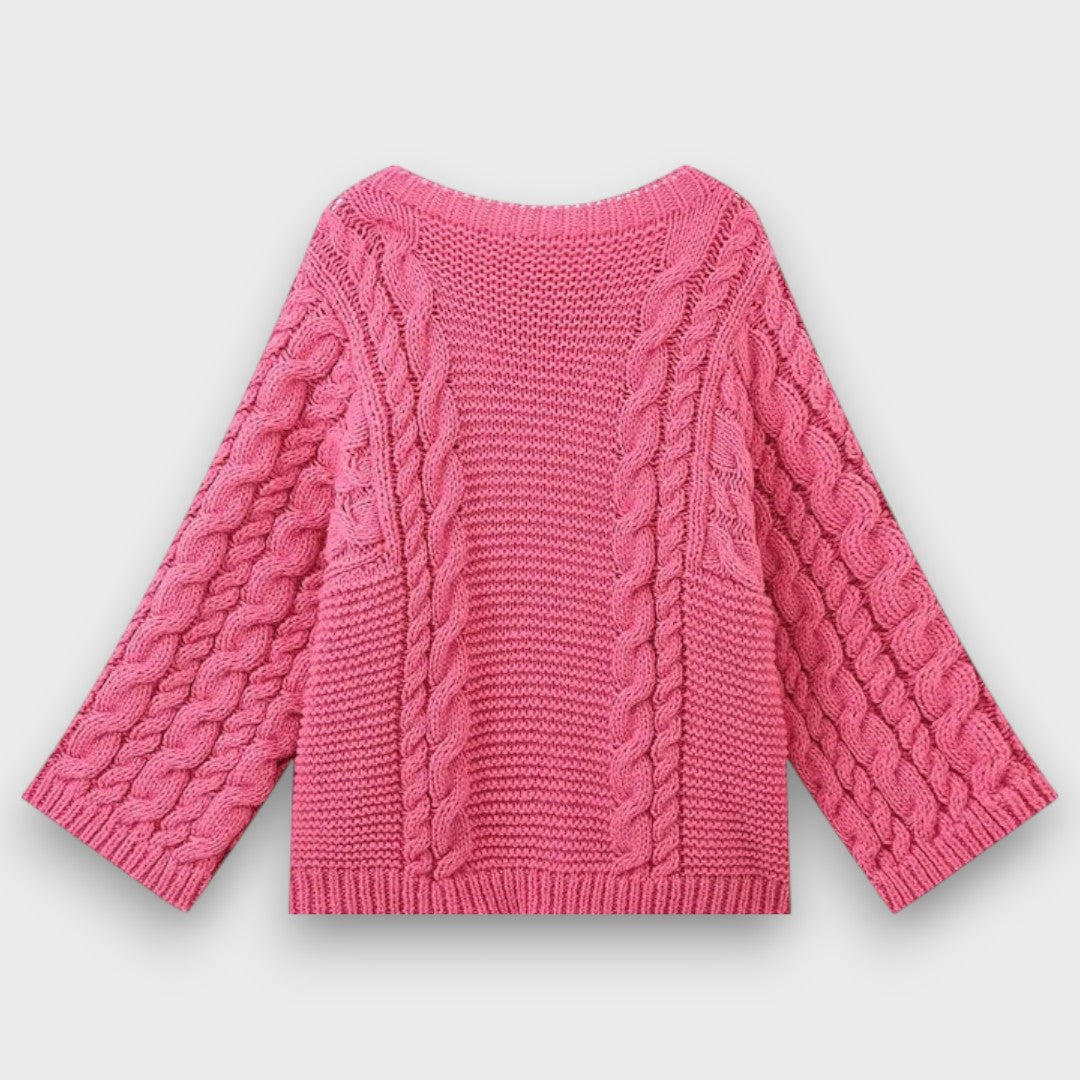 Knita – Chunky Knit Sweater with Cable Pattern