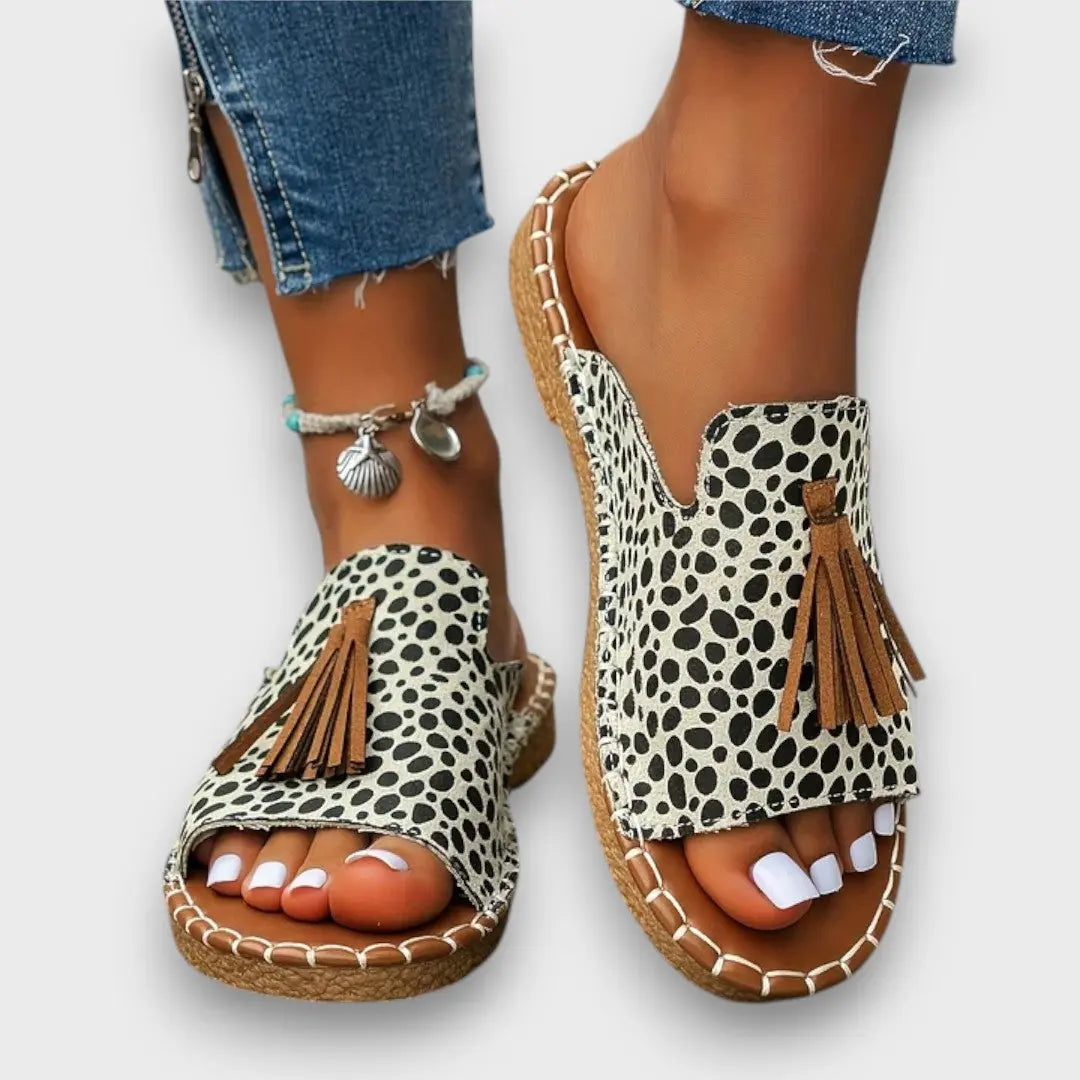 Lorraine – Comfortable Everyday Sandals with Ease