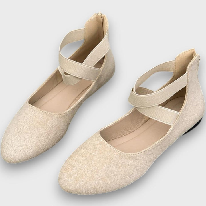 Arlena – Elegant closed wedge shoes