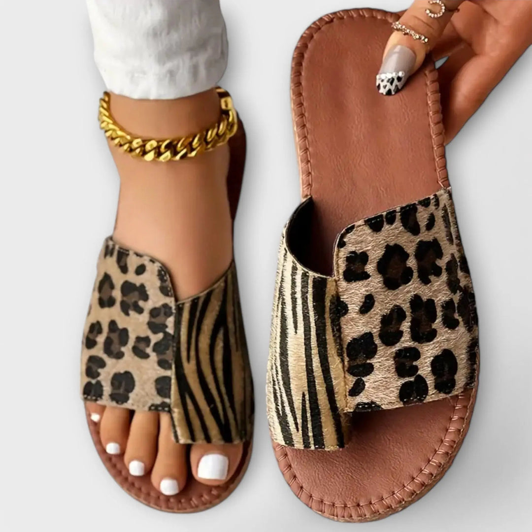 Meline – Sandals with Animal Print