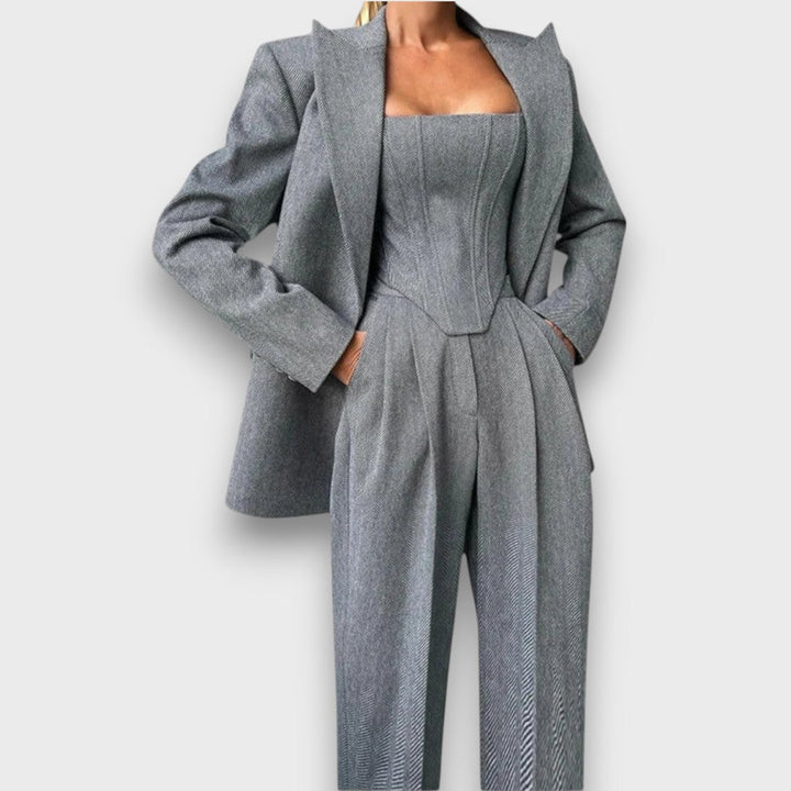 Isavora – Structured Elegance Set