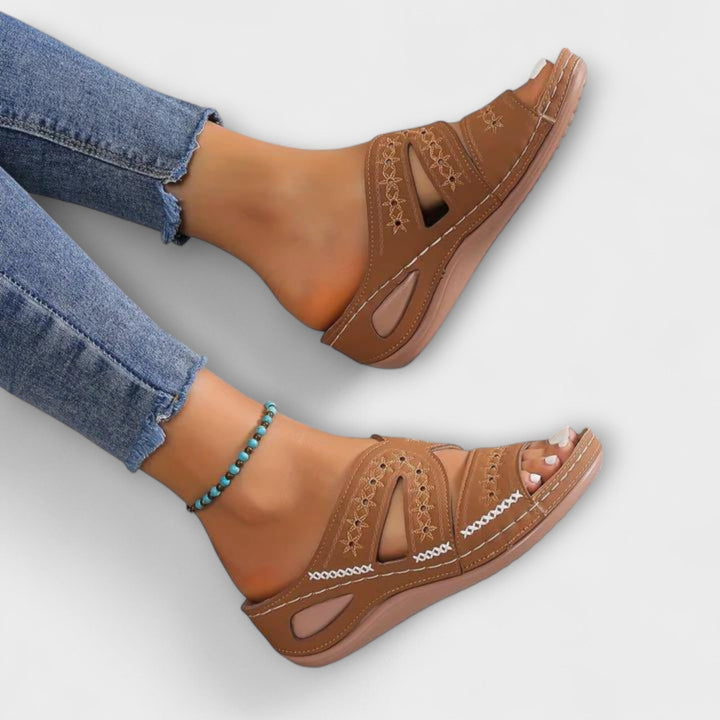 Sasena – Orthopedic Sandals for Daily Comfort