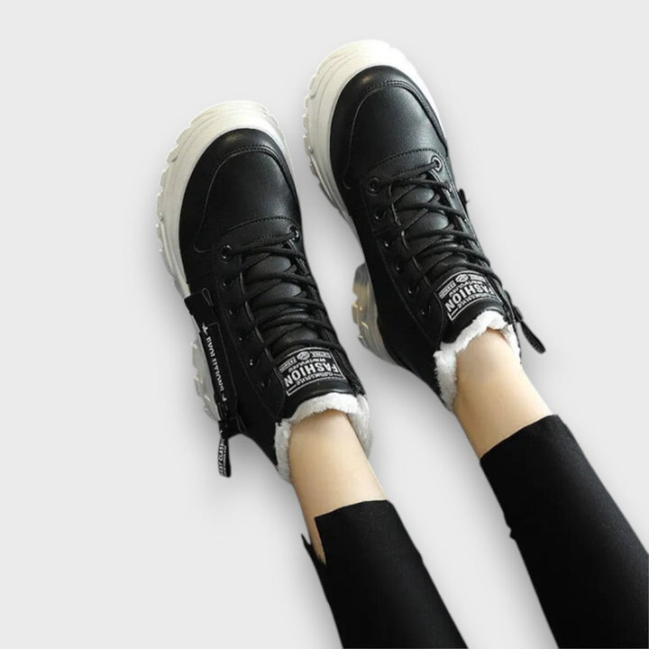 Astrae – Cozy Fur-Lined Winter Sneakers