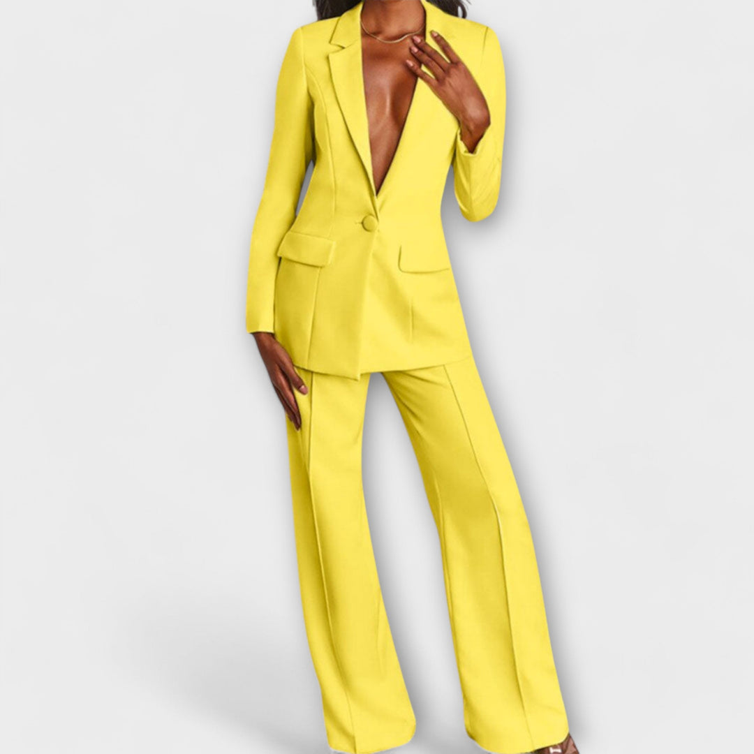 Amélie – Elegant Pantsuit for Any Occasion