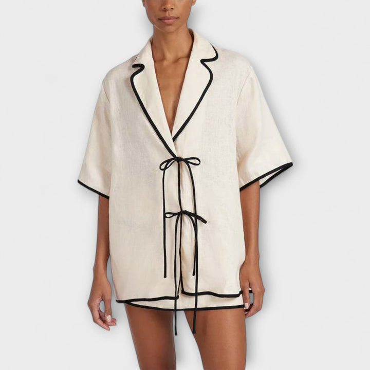 Luane – Relaxed Set with Black Piping