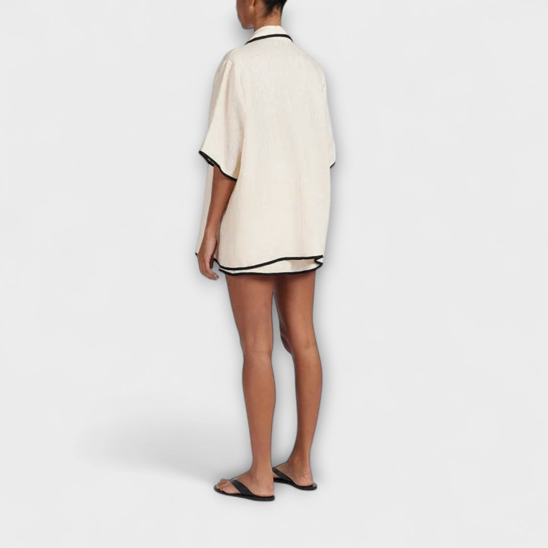 Luane – Relaxed Set with Black Piping