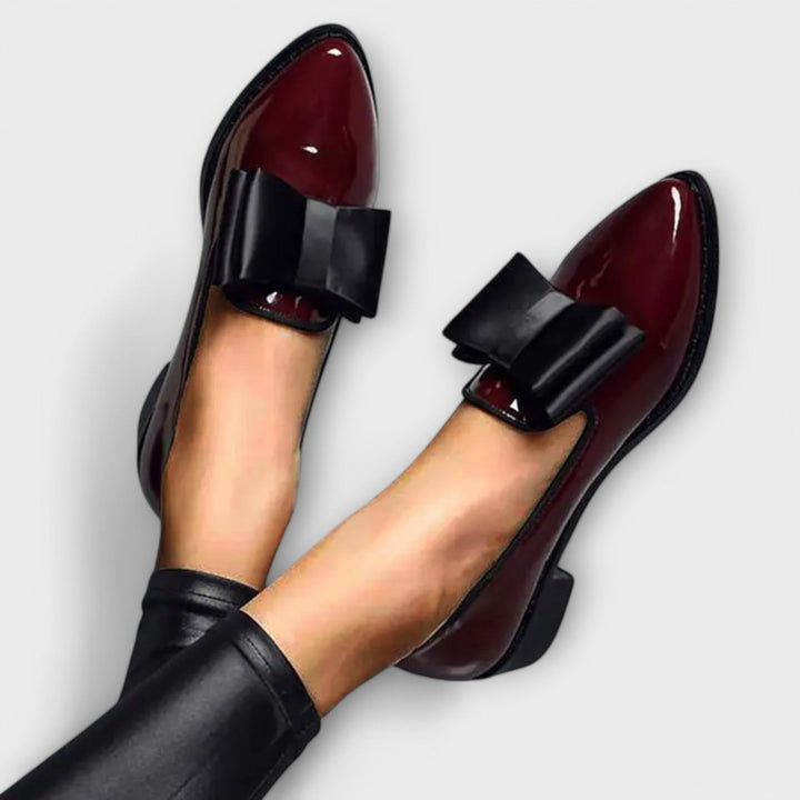 Maribel – Gloss Loafers with Bow Detail
