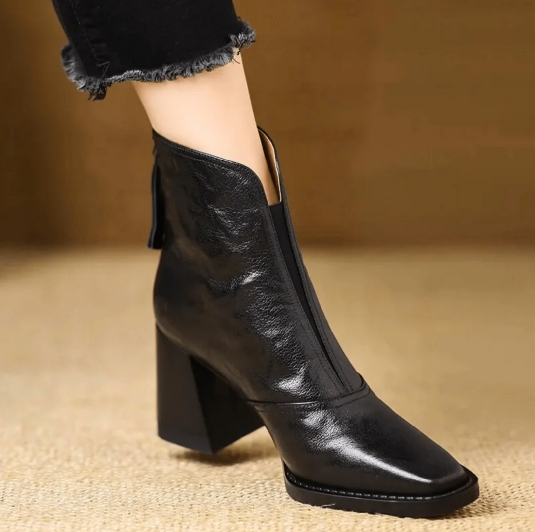 Ovelle - Stylish Leather Boots