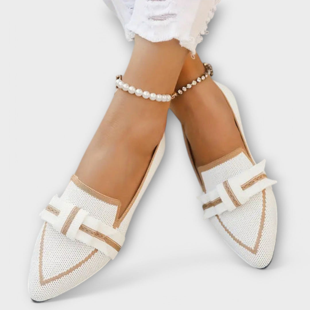 Elanira – Flat Shoes with Bow Detail